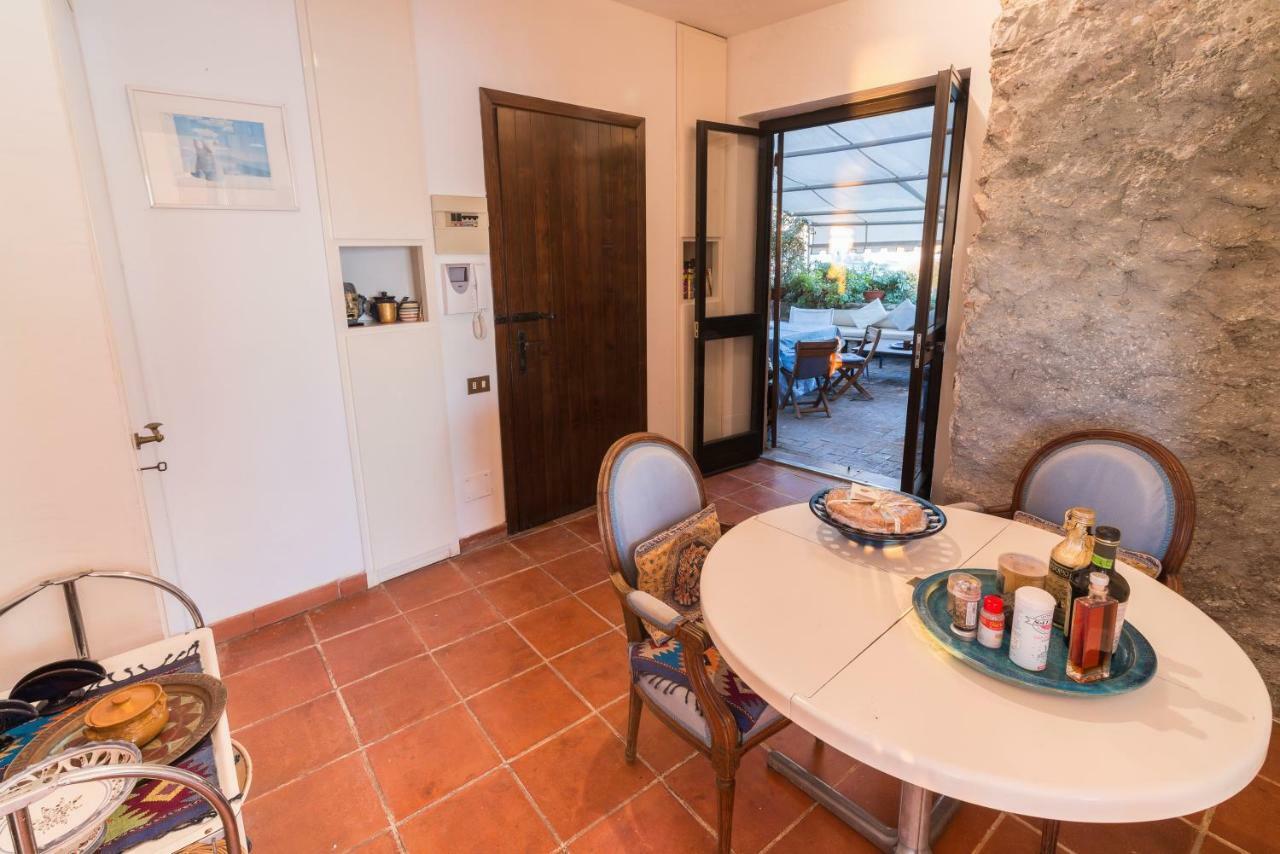 Appartamento Nella Torre Grimaldi  Extérieur photo